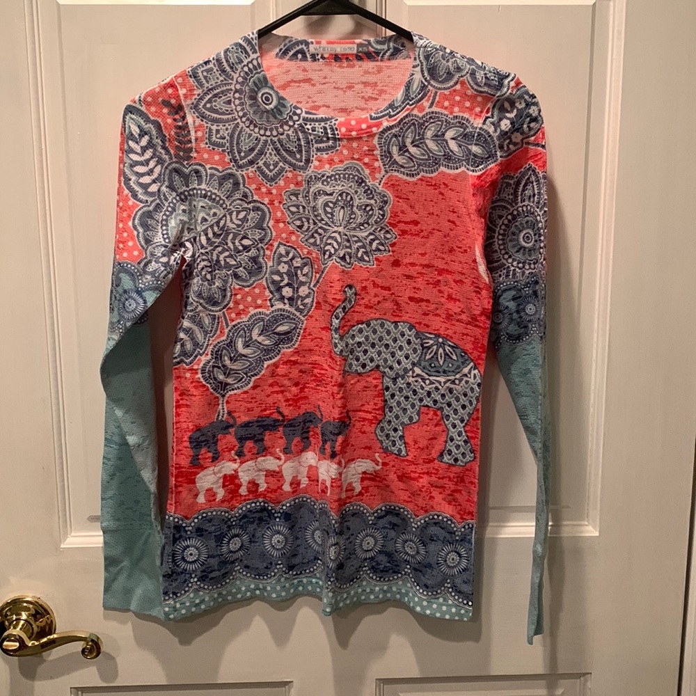 NEVER WORN Sundance Sublimation dyed elephant shirt XS Coral/teal